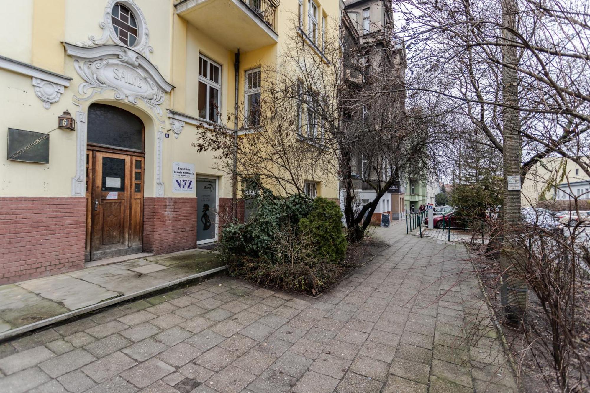 Nowoczesne I Stylowe Studia Very Berry W Poznaniu By Noclegi Renters Экстерьер фото